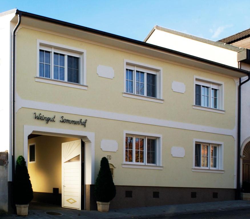 Weingut Sommerhof Moerbisch Am See Exterior photo